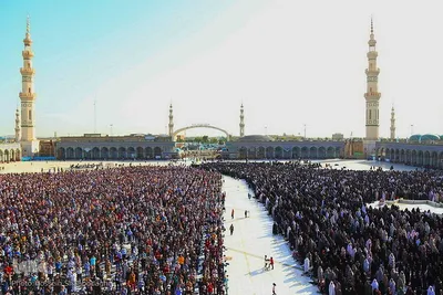 نماز عید سعید فطر در مسجد مقدس جمکران