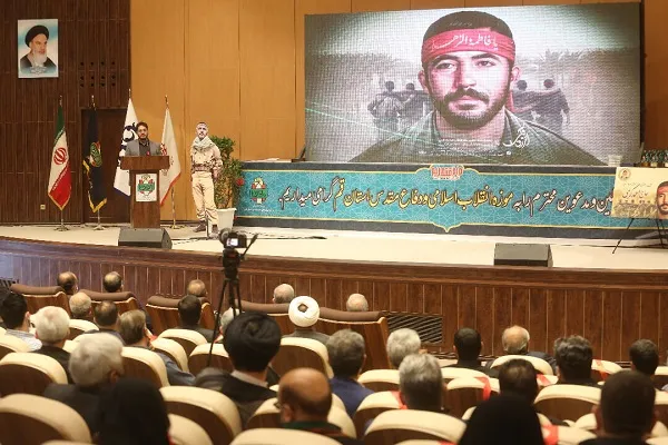 مستند شهید احمد کریمی در قم رونمایی شد