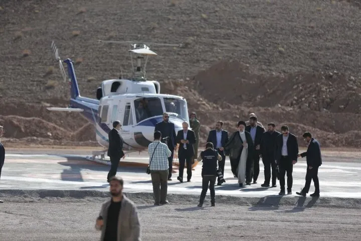Reisi'yi taşıyan helikopter “sert iniş” yaptı