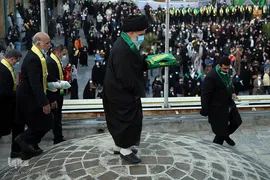 مراسم تعویض پرچم آستان منور حضرت عبدالعظیم حسنی(ع)