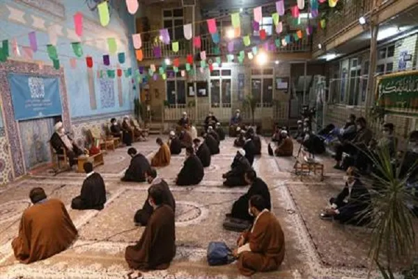 ارزشمندی علم به آمیختگی با اخلاق و معنویت است