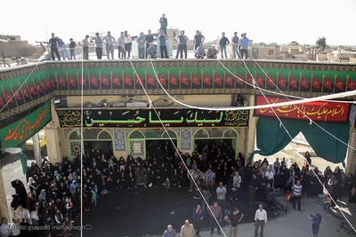 آيين سنتي سياه پوشان و برپايي خيمه عزاداري در آستانه ماه محرم - سمنان
