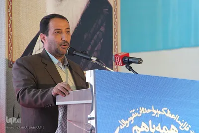 محمد حسینی، نماینده مردم تفرش، فراهان و آشتیان در مجلس شورای اسلامی، دراجلاسیه «سنگر‌سازان بی‌سنگر» فراهان