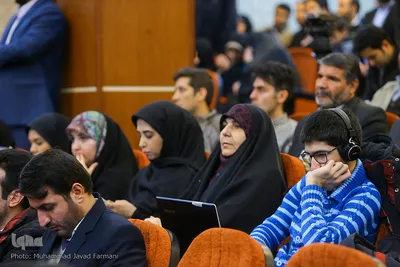 آیین رونمایی از کتب دهگانه انقلاب اسلامی