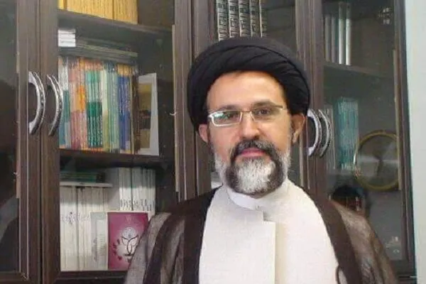 بلوغ دانشگاه در گرو بلوغ روحانی است
