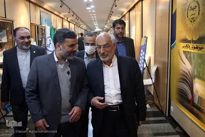 بازدید محمدمهدی زاهدی، عضو کمیسیون آموزش و تحقیقات مجلس از نمایشگاه «جهاددانشگاهی؛ الگوی ایرانی ـ اسلامی پیشرفت دانش‌بنیان» 