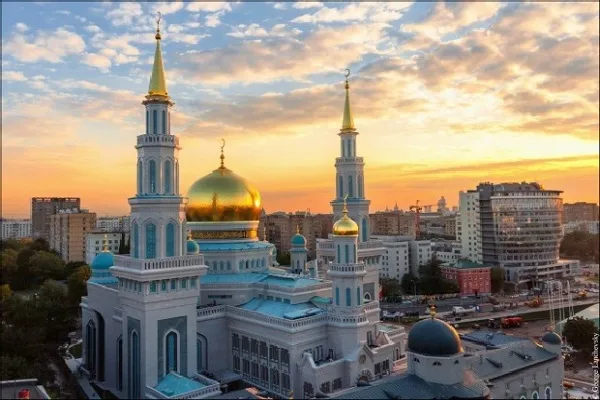 Праздничные молитвы на Курбан-байрам в Москве проведут онлайн