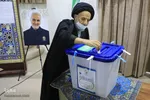 حضور نماینده ولی فقیه در خراسان‌جنوبی پای صندوق رأی