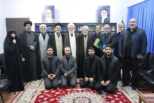 نشست مدیر و اعضای شورای سیاست‌گذاری ائمه جمعه استان مازندران