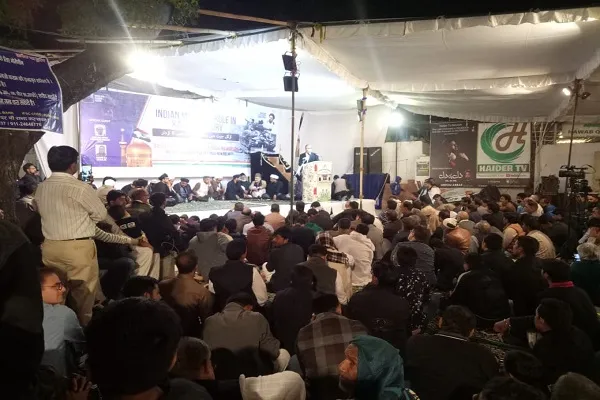 راهپیمایی شیعیان با مجوز دولت در هند+عکس
