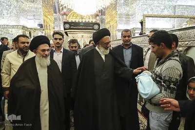آئین غبارروبی ضریح مطهر احمدبن‌موسی(ع)‎