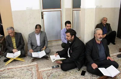 جلسه قرائت قرآن منزل استاد محمدرضا مجاهد در یزد