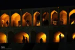 نورافشانی آسمان اصفهان در شب ۲۲ بهمن