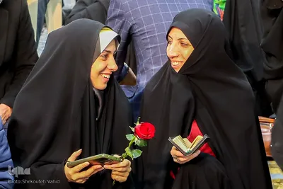 مراسم تحویل سال نو درگلستان شهدای اصفهان