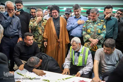 مراسم تشییع و به خاکسپاری دو شهید سرافراز ارتش در اهواز عکاس محمد محمدعلی پور