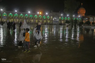 شب بارانی پاییزی در حرم حضرت شاهچراغ (ع)