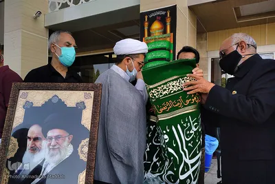 آئین قدردانی خادمیاران رضوی از کادر درمان بیمارستان مسلمین شیراز