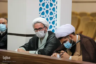 نشست صمیمانه نماینده ولی فقیه با فرماندهان ارشد نظامی و انتظامی فارس