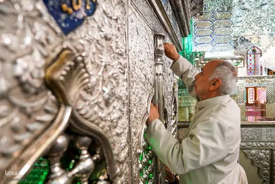 آیین غبارروبی حرم مطهر حضرت احمدبن موسی الکاظم علیهما‌السلام‎