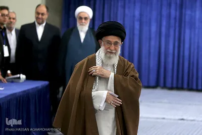 حضور حضرت آیت الله خامنه ای، رهبر معظم انقلاب پای صندوق اخذ رای