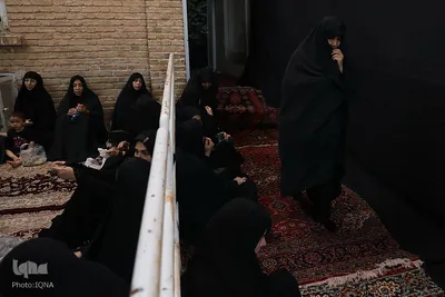 بیش از یک قرن روضه خانگی در خانه برقعی