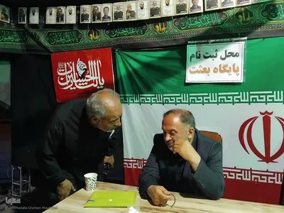 ایستاده در خیابان برای خونخواهی رهبر شهید انقلاب در اهر 