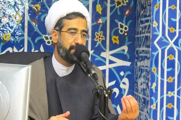 برای پیوند جامعه بشری با کتاب شریف صحیفه سجادیه تلاش کنیم