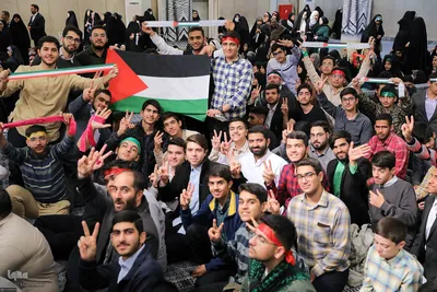 دیدار دانش‌آموزان و دانشجویان