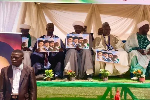 Nigeriya Quran əhlinin toplantısında Minab şəhid şagirdlərinin xatirəsi anılıb