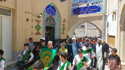 میزبانی نایین از کاروان زیر سایه خورشید