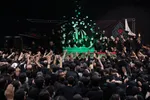 فیلم | ورود پیکر رهبر شهید انقلاب به مراسم وداع در جوار حسینیه امام خمینی(ره)