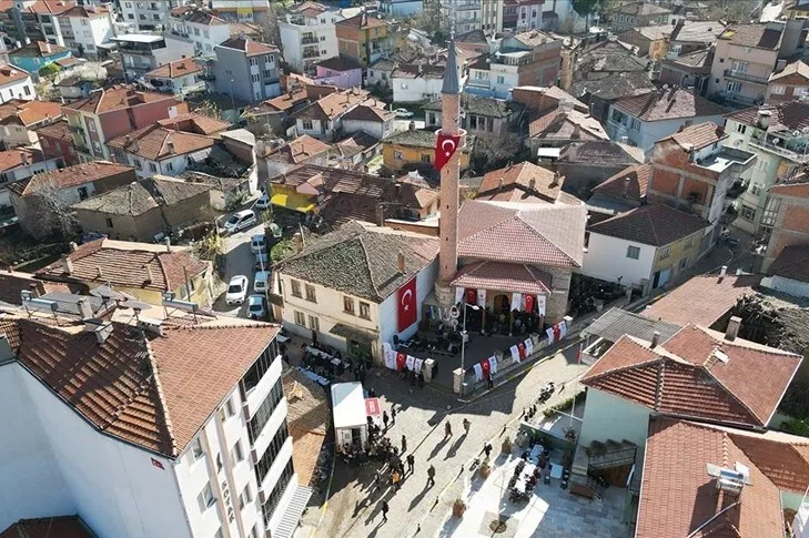 Balıkesir’de restore edilen 200 yıllık Yakup Bey camii cemaatine kavuştu
