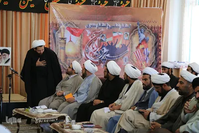 نشست مشترک روحانیون چهارمحال بختیاری با حضور نماینده ولی فقیه شهرکرد