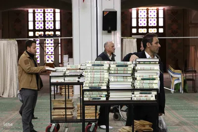 آیین جزء خوانی قرآن در مصلی امام خمینی تبریز‎