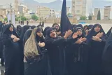 عزاداری زنان ایلامی و شین محلی در سوگ خادم الرضا (ع)
