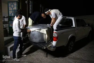 توزیع نذورات حسینی در میان گپرنشینان و اهالی فقیر روستاهای منطقه محروم جازموریان