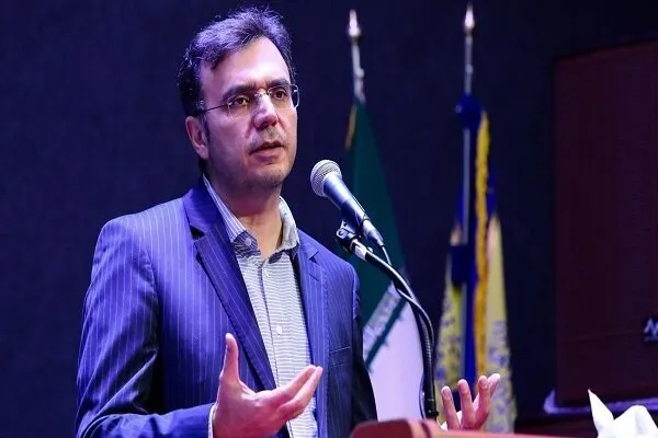 دانشگاه در تقویت وحدت ملی نقش‌آفرین است