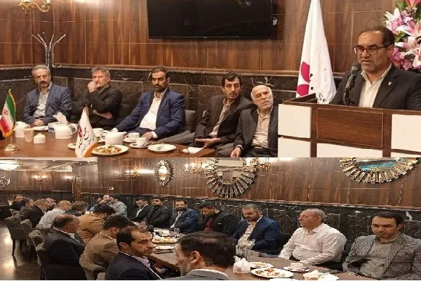 فرزندان شهدا صاحبان نظام و انقلاب هستند