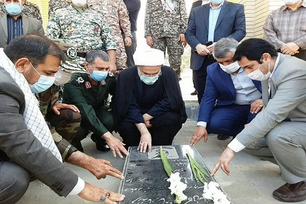 عكس | برگزاری مراسم غبارروبی مزار شهدا در سنندج