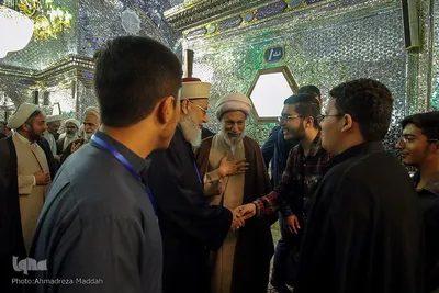 گلباران قبور شهدای حرم مطهر