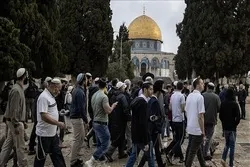 Israeli Forces Guard Settlers Storming Al-Aqsa Mosque