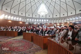 ⁨آیین رونمایی کتاب سه جلدی شرح نهج البلاغه⁩