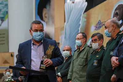 همایش تجلیل از دست‌اندرکاران طرح بسیج ملی شهید سلیمانی در مارزه با کرونا
