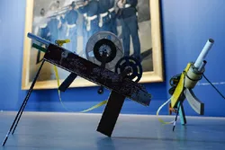 Ausstellung „Mindbombs“ zeigt Terror durch die Augen moderner Kunst