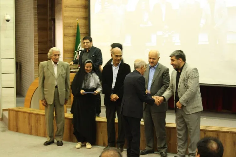 تجلیل از پدر خاتم ایران/ هنر ترسیم‌كننده بی‌بدیل حقیقت است