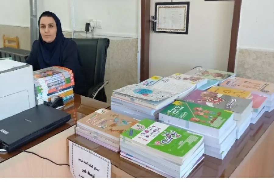 اهدای ۸۰۰ میلیون ریال کتاب به کتابخانه «پژمان بختیاری» اردل