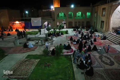احیای شب بیست و یکم ماه رمضان در امام زاده سید حمزه(ع) تبریز