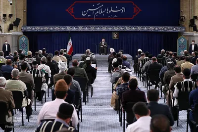 دیدار دست‌اندرکاران کنگره ملی شهدای عشایر با مقام معظم رهبری
