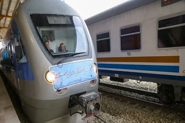 اعلام برنامه‌های حرکت قطار سنندج به تهران و بالعکس