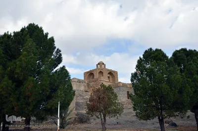 مقبره ابن حسام خوسفی؛ شاعر آیینی